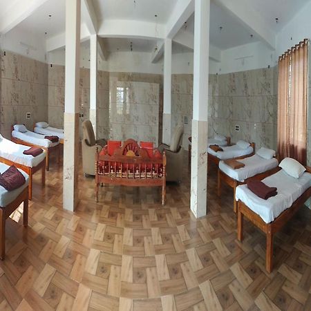 Cs County Resort Sakleshpur Exteriör bild