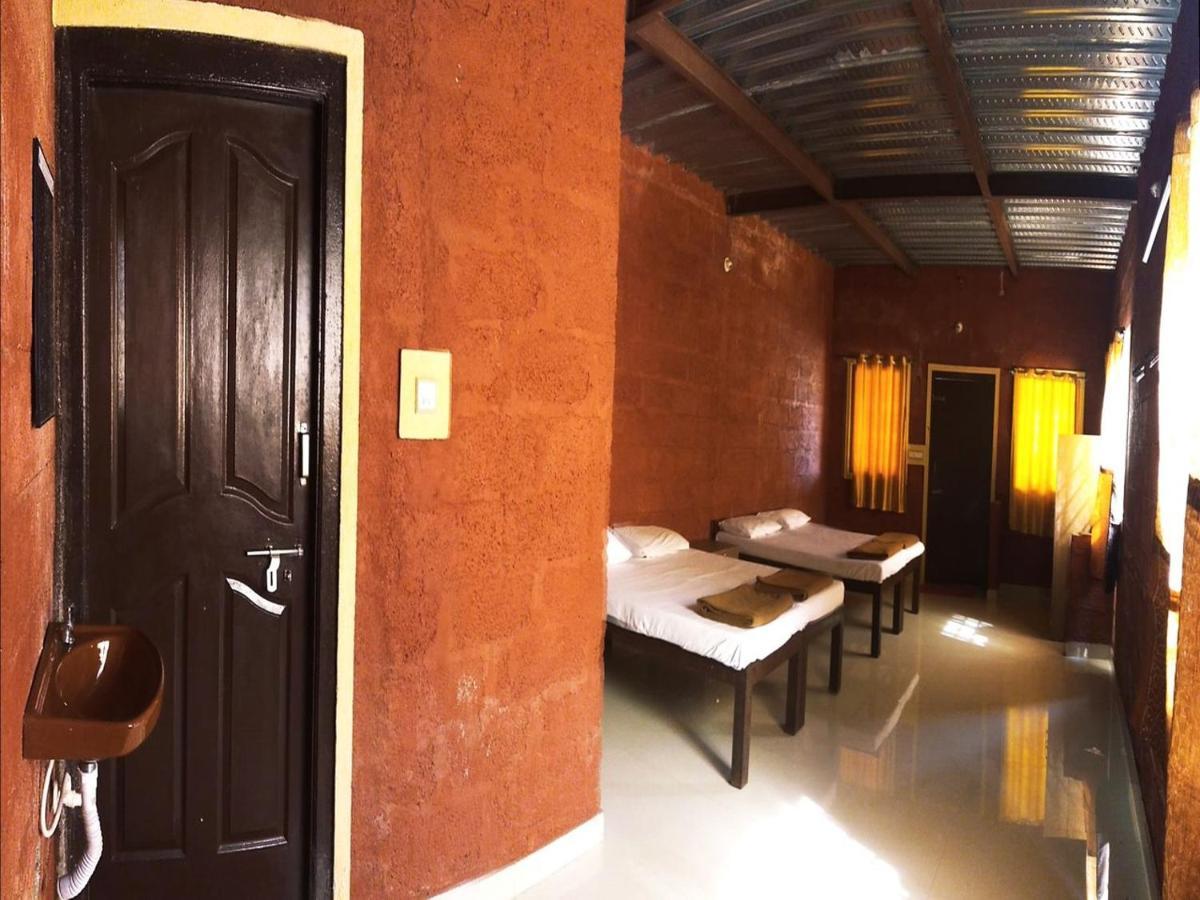 Cs County Resort Sakleshpur Exteriör bild