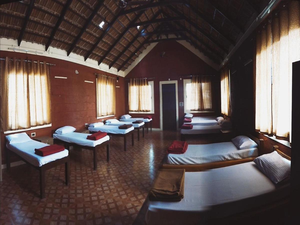 Cs County Resort Sakleshpur Exteriör bild