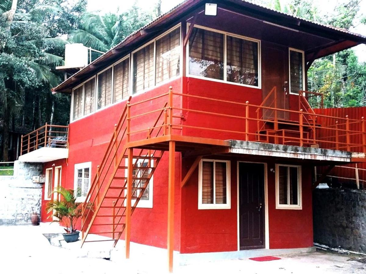 Cs County Resort Sakleshpur Exteriör bild