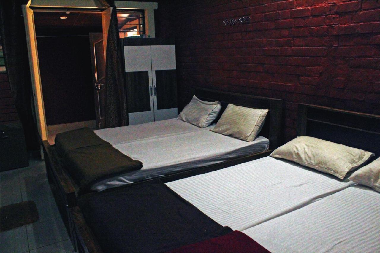 Cs County Resort Sakleshpur Exteriör bild