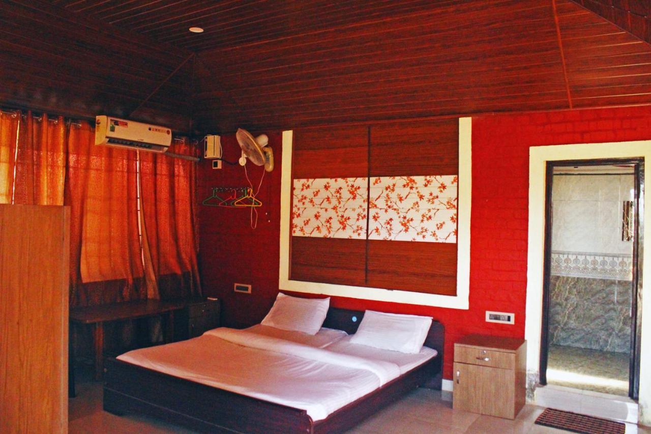 Cs County Resort Sakleshpur Exteriör bild